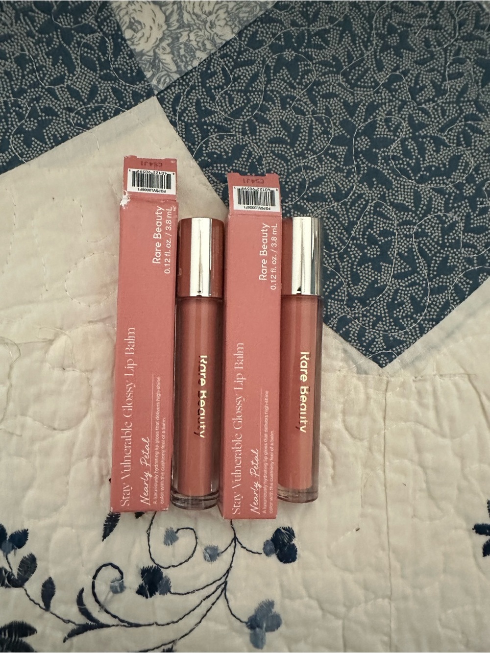 Rare Beauty Glossy Lip Balm-Nearly Petal